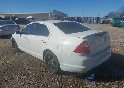 2011 Ford Fusion Se z USA, uszkodzony, nr VIN 3FAHP0HA8BR205859